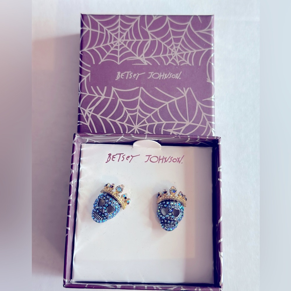 New In Gift box Betsey Johnson Sugar Skull earrings